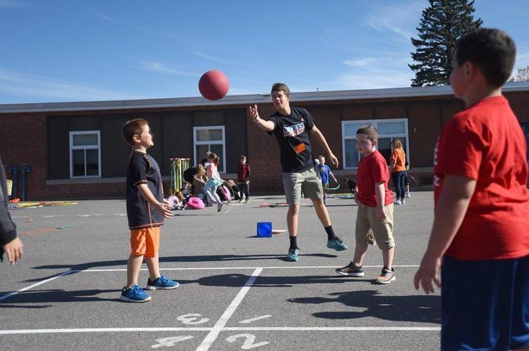 Recess Academy' teaches respect, ways to play | Londonderry | derrynews.com